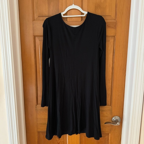 Old Navy Long Sleeve Dress - Picture 3 of 3